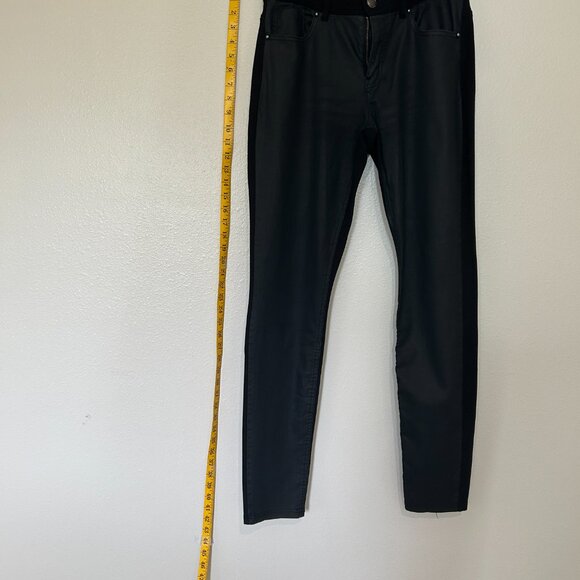 Reitmans skinny Jeans black with fun front panel   Size 9 - Picture 8 of 8